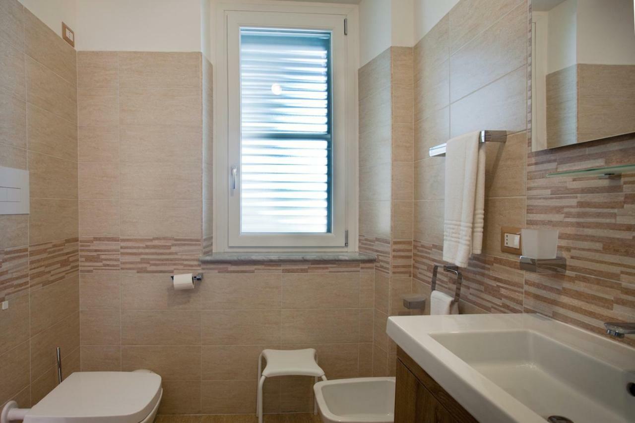 B&B A Due Passi Dal Mare Catona Di Reggio Calabria Exterior foto